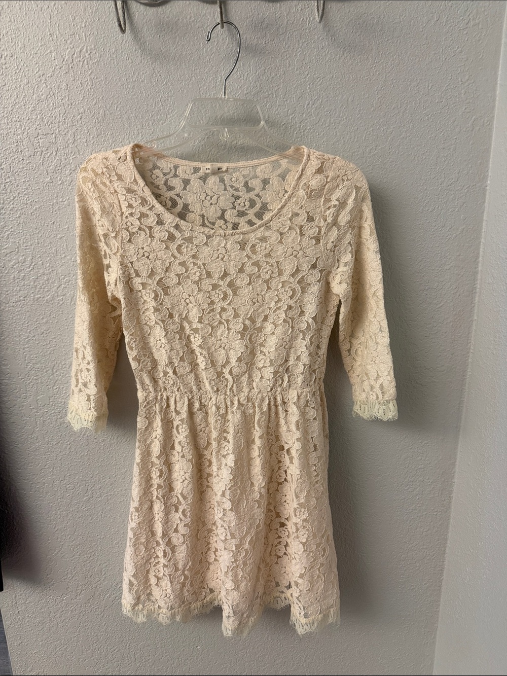 En Crème Lace Fit-and-Flare Dress Size Small